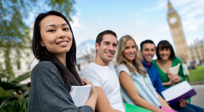 Navigating the World of Financial Studies in UK Universities Your Comprehensive Guide
