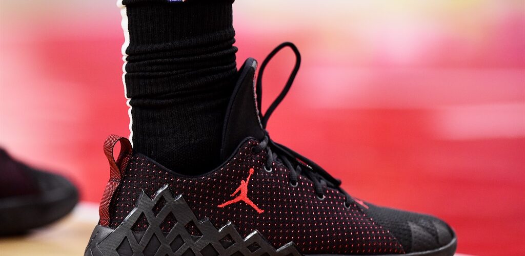 BMLIN Decoder Unraveling the Mystery of Replica Sneaker Sourcing